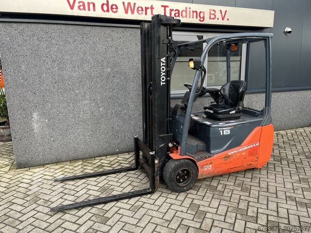 Toyota 8FBET18 Gabelstapler, Triplexmast 500 mm Freihub/Seitenschieber, Elektro, Baujahr 2013 TOYOTA 8 FBET 18