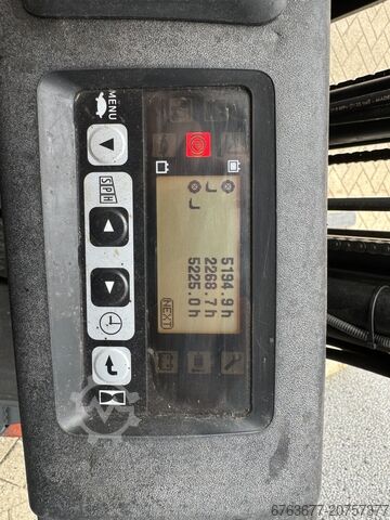 Toyota 8FBET18 Gabelstapler, Triplexmast 500 mm Freihub/Seitenschieber, Elektro, Baujahr 2013 TOYOTA 8 FBET 18