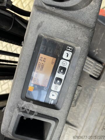 Toyota 8FBET18 Gabelstapler, Triplexmast 500 mm Freihub/Seitenschieber, Elektro, Baujahr 2013 TOYOTA 8 FBET 18