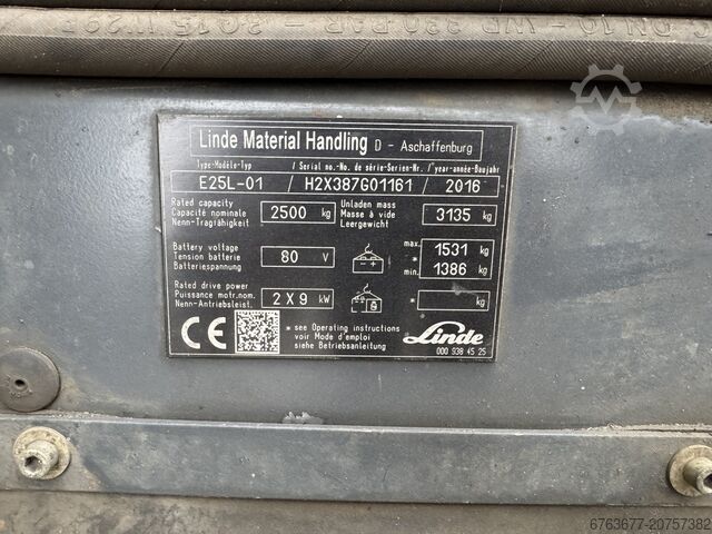 Gabelstapler LINDE E25L Triplex 450 Freelift / Seitenschub / Zinkenversteller / herausziehbarer Akku LINDE E 25 L