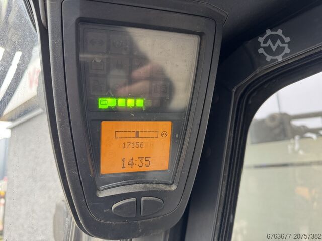 Gabelstapler LINDE E25L Triplex 450 Freelift / Seitenschub / Zinkenversteller / herausziehbarer Akku LINDE E 25 L