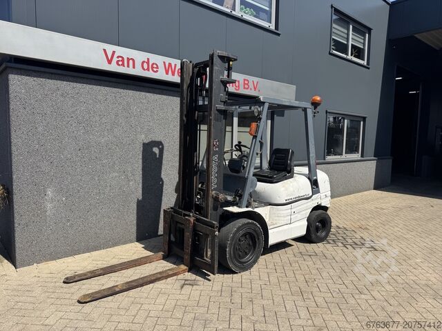 Toyota 62-6FDF30 Duplo 400 mit Seitenschub, Diesel TOYOTA 62-6FDF30