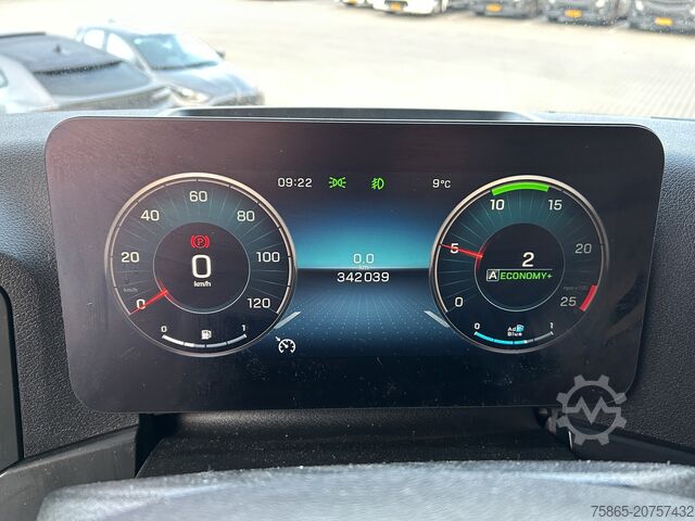 Standard tractor Mercedes-Benz Actros 1845 Gigaspace / Tacho V2 / Blower - PTO...