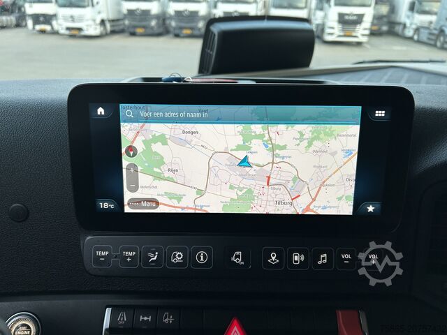 Standard tractor Mercedes-Benz Actros 1845 Gigaspace / Tacho V2 / Blower - PTO...