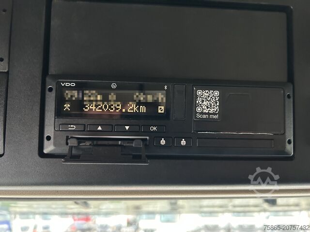 Standard tractor Mercedes-Benz Actros 1845 Gigaspace / Tacho V2 / Blower - PTO...