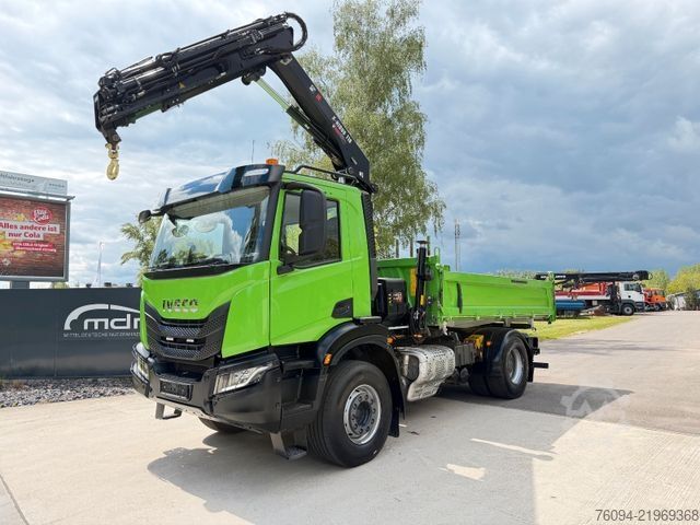 Truck mounted crane IVECO AD200X40 4x2 Kipper KRAN 12m Funk Greifer AHK