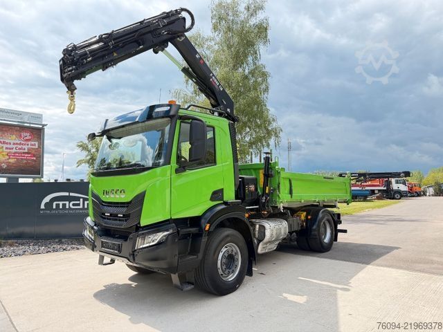 Three-sided tipper truck IVECO AD200X40 4x2 Kipper KRAN 12m Funk Greifer AHK
