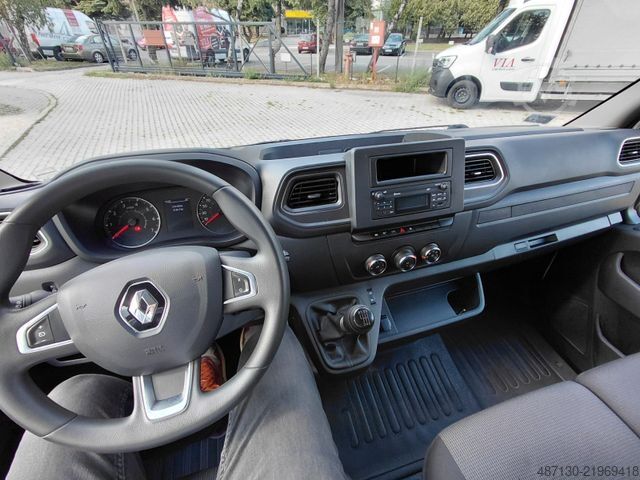 Curtain sider van RENAULT Master 165 Le