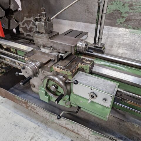 Leit-/Zugspindeldrehmaschine Ursus 250
