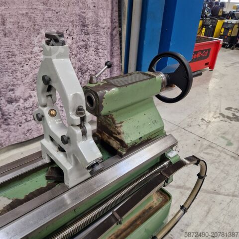 Leit-/Zugspindeldrehmaschine Ursus 250