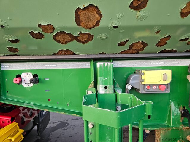 Kipper Auflieger Schwarzmüller K-Serie Stahlrundmulde