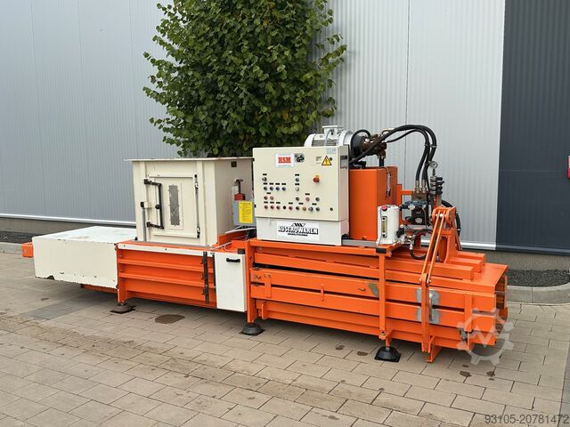 Automatische Horizontalballenpresse HSM HSM AK 1200