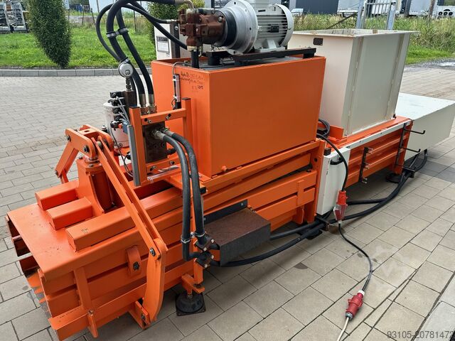 Automatische Horizontalballenpresse HSM HSM AK 1200