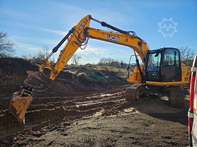 Raupenbagger JCB JS 145 LC