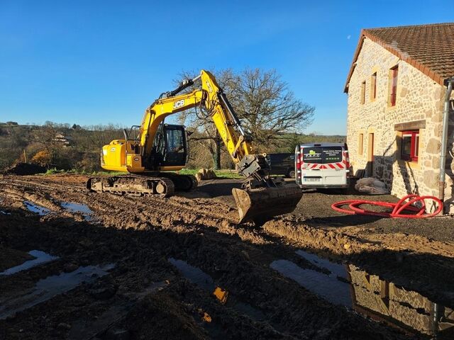 Raupenbagger JCB JS 145 LC
