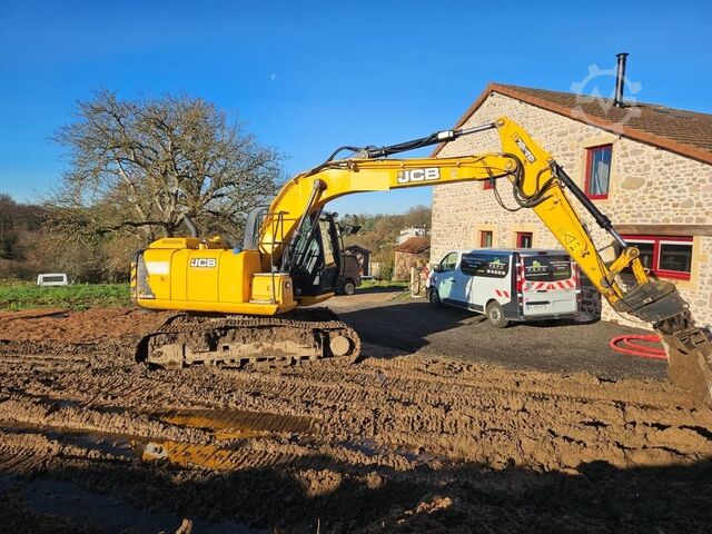 Raupenbagger JCB JS 145 LC