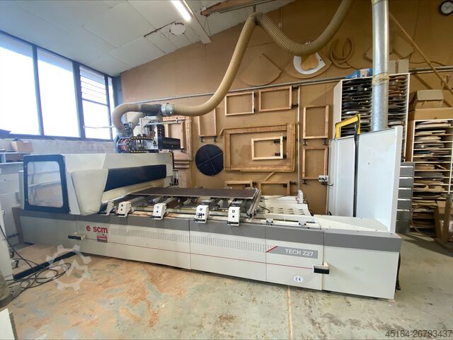 CNC Bearbeitungszentrum SCM Tech Z27 C