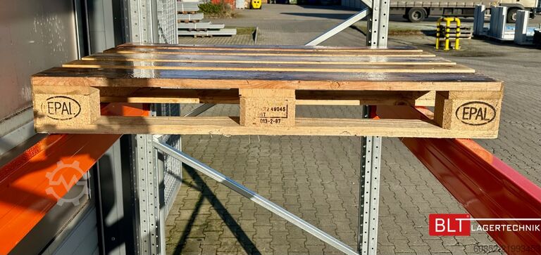 Heavy-duty shelf ca. 8,4 lfm. Palettenregal H: 500 cm Fachlast : 4500 kg , Schwerlastregal