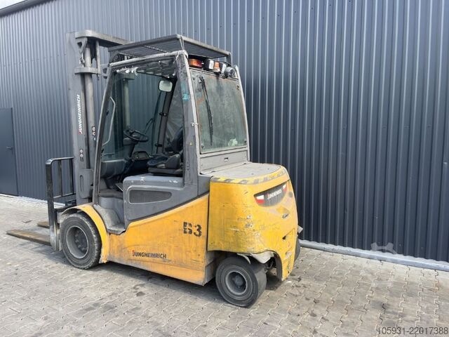 Electric 4-wheel forklift Jungheinrich EFG550