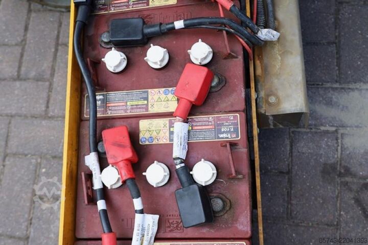 Scissor lift Haulotte Optimum 8 As-Is, Electric, 7.77m Working Height, 2