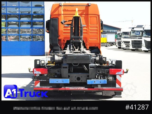 Roll-off tipper truck MAN TGA 26,400 XXL, Silosteller, Intardfer