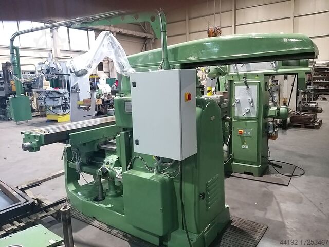 Milling machine MECHANICY PRUSZKOW FWA-41M 2000x400