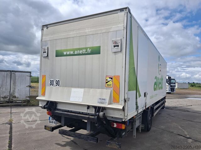 Box truck RENAULT D14-280  - E6