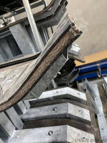 Gummischieber Schneeschieber Schneeräumer für Gabelstapler oder Radlader, 170 cm breit RUBBERSCHUIF SNEEUWSCHUIVER SNEEUW RUIMERS HEFTRUCK SHOVEL 170CM Rubberschuif sneeuwschuiver sneeuw ruimers heftruck shovel 170cm