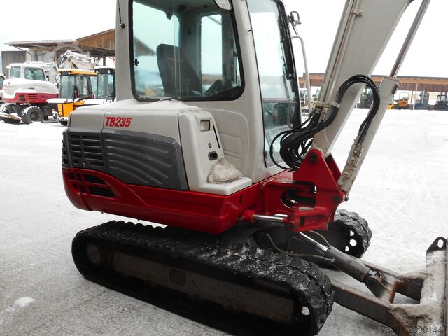 Mini excavator Takeuchi TB 235 mit POWERTILT + hydr. SW
