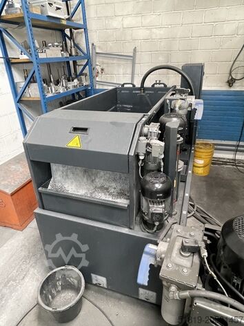 5-Achsen Bearbeitungszenter HEDELIUS RS 60 MAGNUM-2000