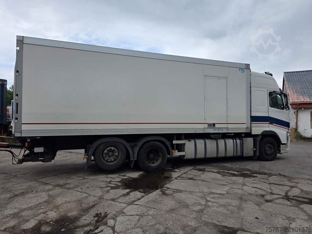 Refrigerated truck VOLVO FH 480 Kühler mit Kühlanhänger, LBW+Türen