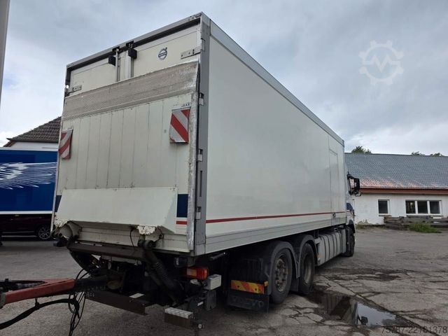 Refrigerated truck VOLVO FH 480 Kühler mit Kühlanhänger, LBW+Türen