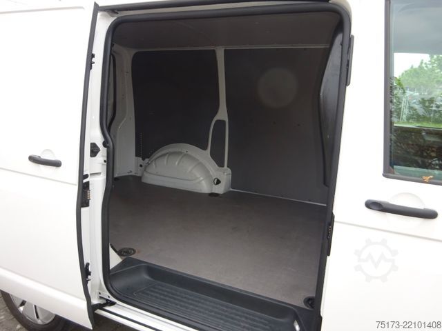Kastenwagen VOLKSWAGEN T6.1 Transporter Kasten 150PS FWD KR Klima AHK