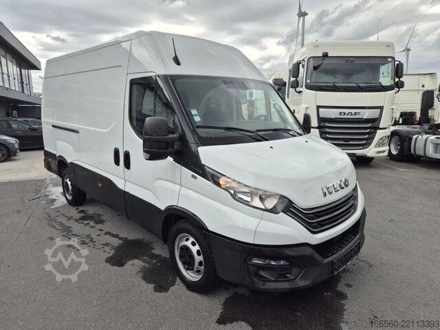 Van Iveco Daily 35 S 14
