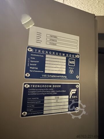 Air-conditioned safe in the form of a container Strongroomdoor CWT085L 