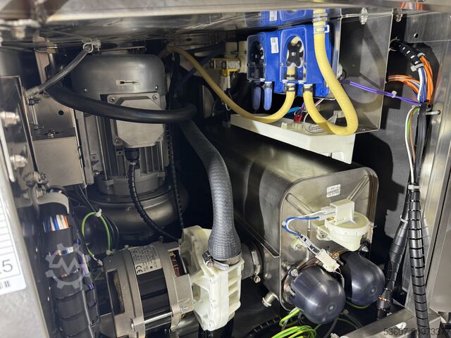 Hood-type dishwasher Meiko DV 270.2