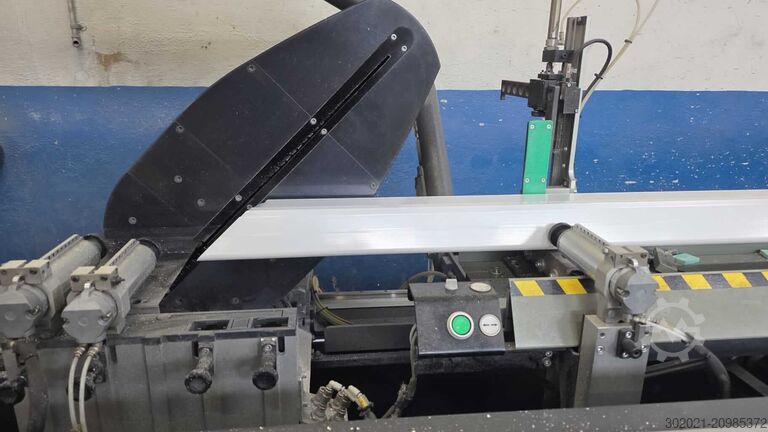 Electronic double-head mitre saw Emmegi Precision TS2