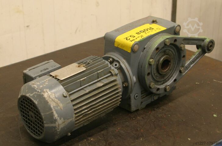 Geared motor 0.37 kW 15 rpm SEW-EURODRIVE SA52T DT80M4