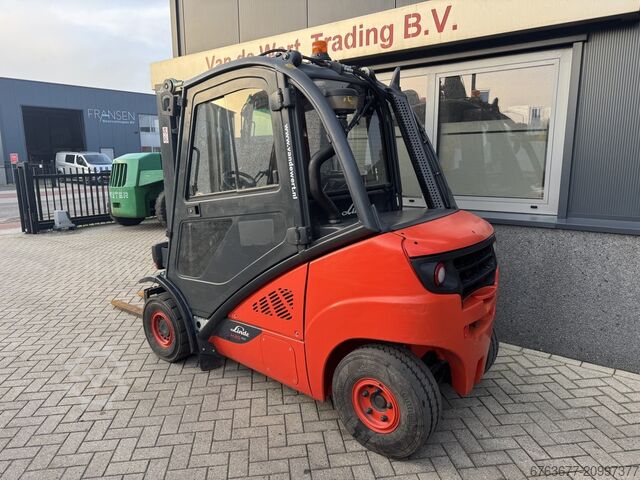 Linde H25D triple Freelift / 3rd / 4th function VW Diesel 5300 hours VERY CLEAN CONDITION! LINDE H25D triplo Freelift / 3e / 4e functie VW Diesel 5300hours ZEER NET!
