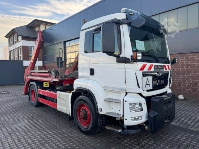Skip truck MAN 18.460 TGS 4x4