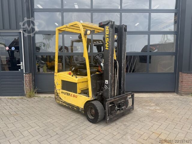 Electric 3-wheel forklift Hyster J2.00XMT