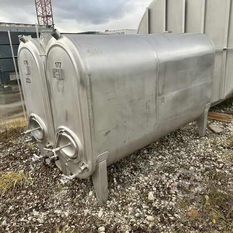 2500 Liter ovaler Lagerbehälter aus V2A H. BAUER Maschinen- und Apparatebau 9669