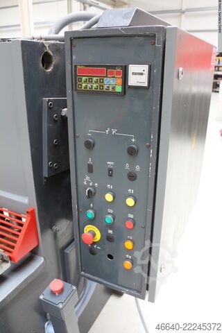 Plate Shear - Hydraulic BAYKAL HGL 2600 x 6.0