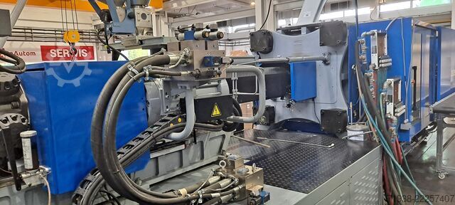 Injection molding machine Tederic DT500