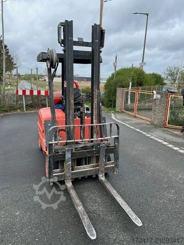 Frontstapler LINDE H 15T GAS LINDE STAPLER 3,8Meter Hubhöhe  20 /25