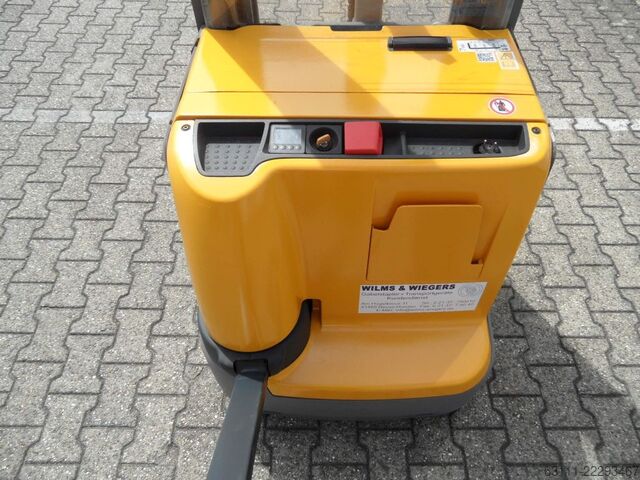 High Lift stacker Jungheinrich EJC 214z - Initialhub - 5,35 m Triplex