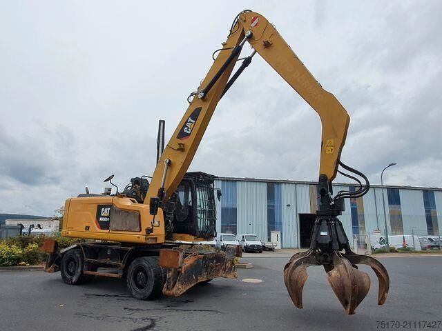 Radbagger CAT MH3024 / MH 3024 / Greifer / 2018 / 9.424h