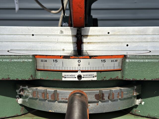 OMS FC300R miter saw with extraction OMS FC 300 R