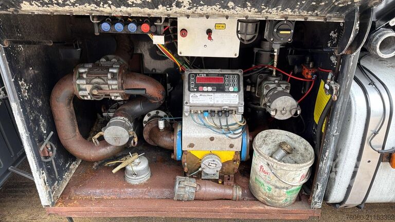 Tankwagen MAN TGA 26.360 (POMPE MANUELLE / 17000L / MANUAL PU...