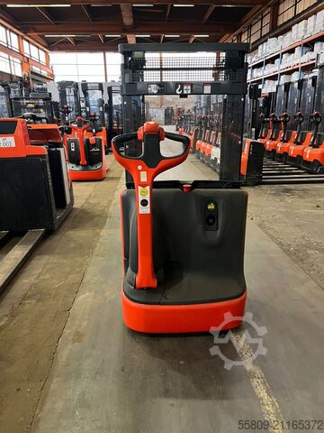 Hochhubwagen Linde L10 //